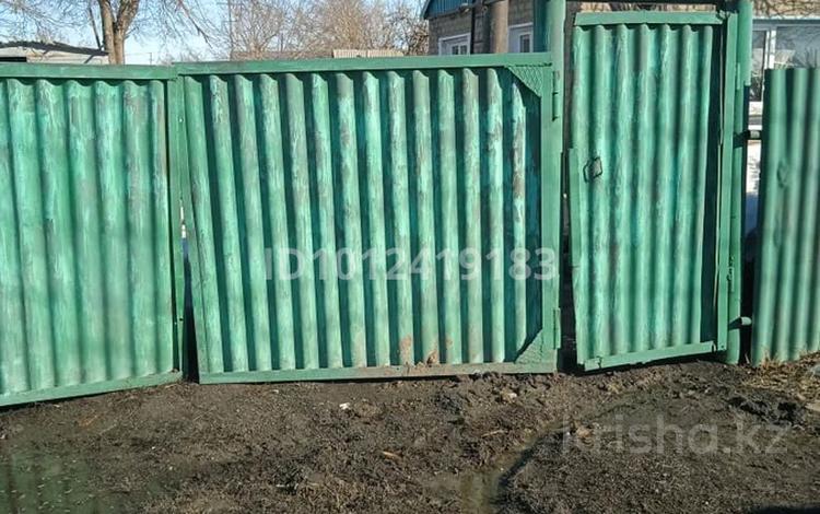Жеке үй · 3 бөлме · 40 м² · 3 сот., Ленинградская 3, бағасы: 4.5 млн ₸ в Аркалыке — фото 2