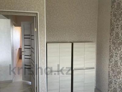 3-бөлмелі пәтер, 70 м², 9/9 қабат, Аксай-1 17а — Момышулы, бағасы: 33 млн 〒 в Алматы, Ауэзовский р-н