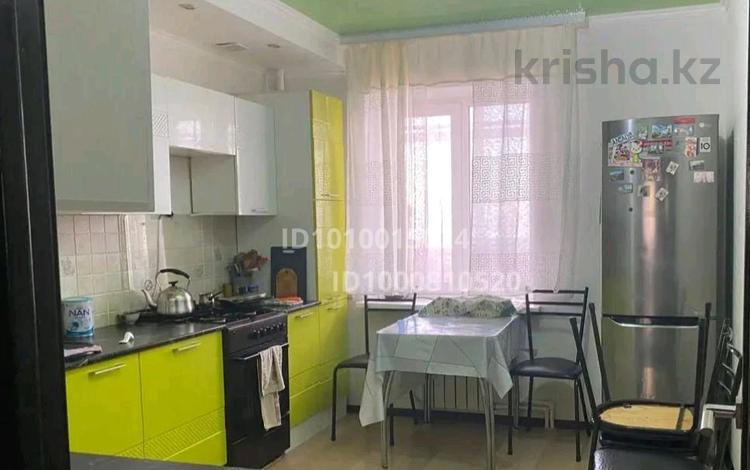 4-бөлмелі пәтер · 103 м² · 3/9 қабат, 10мкр 25дом — Возле 24 дома, бағасы: 37 млн ₸ в Аксае — фото 2