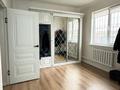 Жеке үй · 6 бөлме · 240 м² · 800 жүзд., Жұлдыз-3 ш/а., 12, бағасы: 45 млн ₸ в Атырау, мкр Жулдыз-3