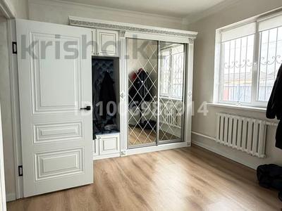 Отдельный дом · 6 комнат · 240 м² · 800 сот., мкр Жулдыз-3, 12 за 45 млн ₸ в Атырау