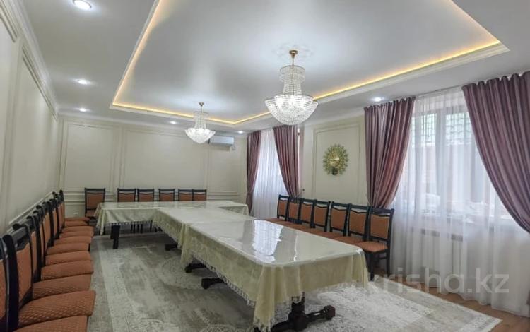 Жеке үй · 7 бөлме · 343.6 м² · 5 жүзд., Сазды-1, Гиззата Ибатова 43А, бағасы: 80 млн ₸ в Актобе, Сазда-1 — фото 2