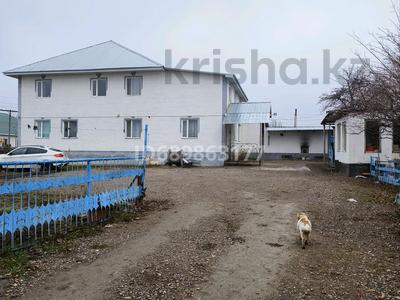 Отдельный дом • 11 комнат • 360 м² • 19 сот., Кулмамбет 168 за 200 млн 〒 в Тургене
