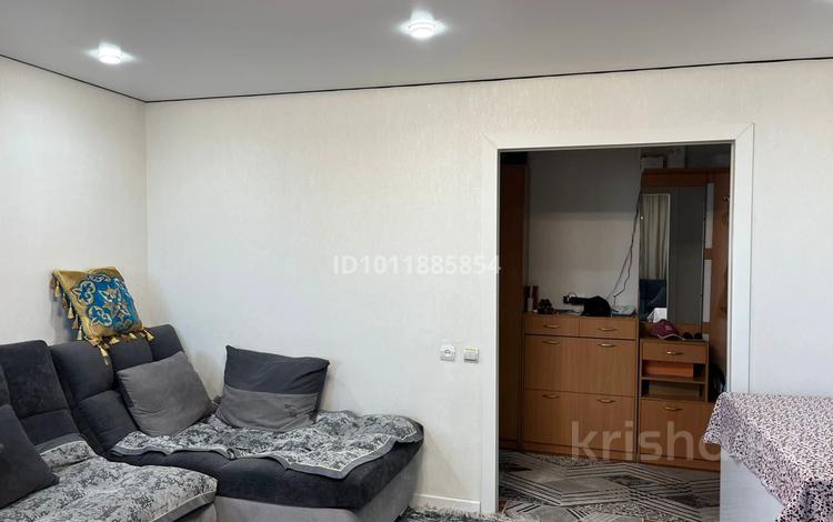 4-бөлмелі пәтер · 81 м² · 8/9 қабат, Карбышева 44, бағасы: 37 млн ₸ в Усть-Каменогорске — фото 2