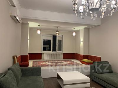 4-комнатная квартира · 130 м² · 3/9 этаж · помесячно, мкр Керемет 5 к19 за 850 000 〒 в Алматы, Бостандыкский р-н