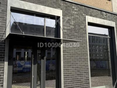Свободное назначение, офисы, магазины и бутики, общепит, салоны красоты, медцентры и аптеки, образование, конференц-залы, кабинеты и рабочие места, студии · 93.2 м² за 920 000 ₸ в Алматы, Алатауский р-н