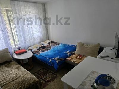 1-комнатная квартира · 16 м² · 1/5 этаж, Жарокова 217а — Жарокова- тимирязева за 10 000 ₸ в Алматы, Бостандыкский р-н