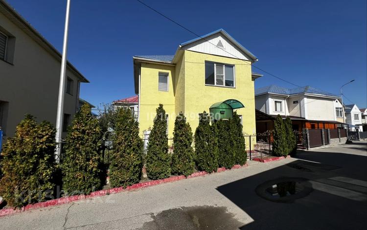 Отдельный дом · 4 комнаты · 190 м² · 4 сот., Жунисова 135/45 — Сабденова за 109.9 млн 〒 в Алматы, Наурызбайский р-н — фото 2