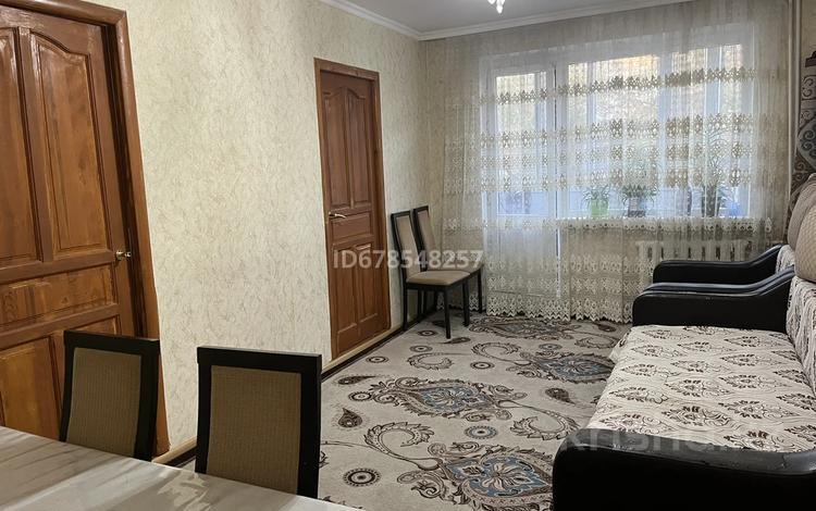 4-комнатная квартира, 64 м², 2/5 этаж, Сарыарка за 20 млн 〒 в Жезказгане — фото 2