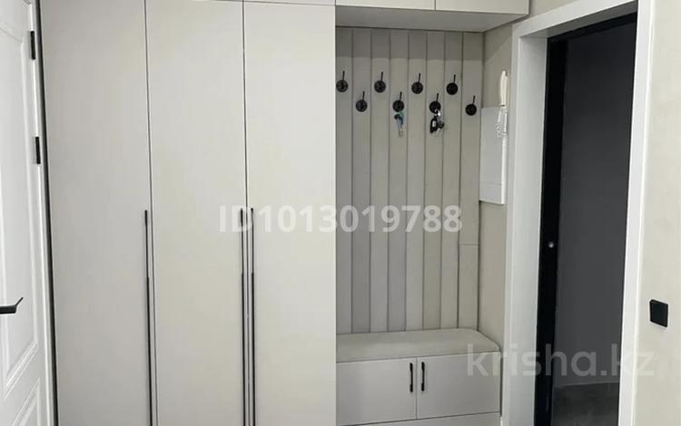 3-бөлмелі пәтер · 82 м² · 3/9 қабат, Толеметова 13А, бағасы: 300 000 ₸ в Шымкенте, Абайский р-н — фото 2