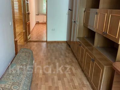 3-бөлмелі пәтер · 70 м² · 1/3 қабат, Момышулы 7а, бағасы: 25 млн ₸ в Шымкенте