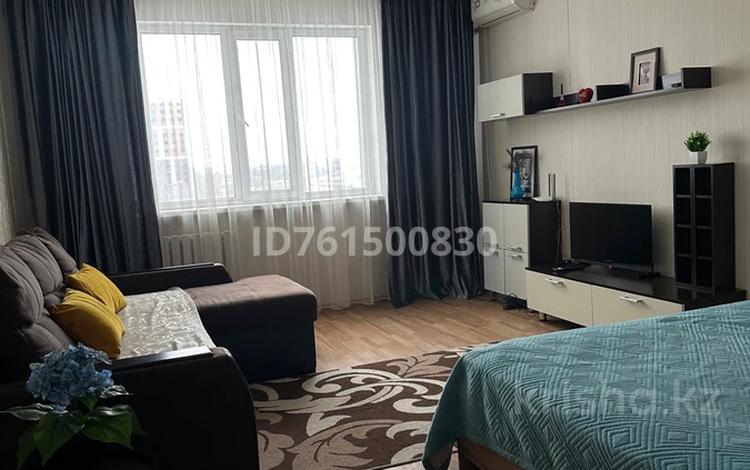 1-бөлмелі пәтер · 46 м² · 3/9 қабат, Кумисбекова 3a, бағасы: 3 500 ₸ в Астане, Сарыарка р-н — фото 2