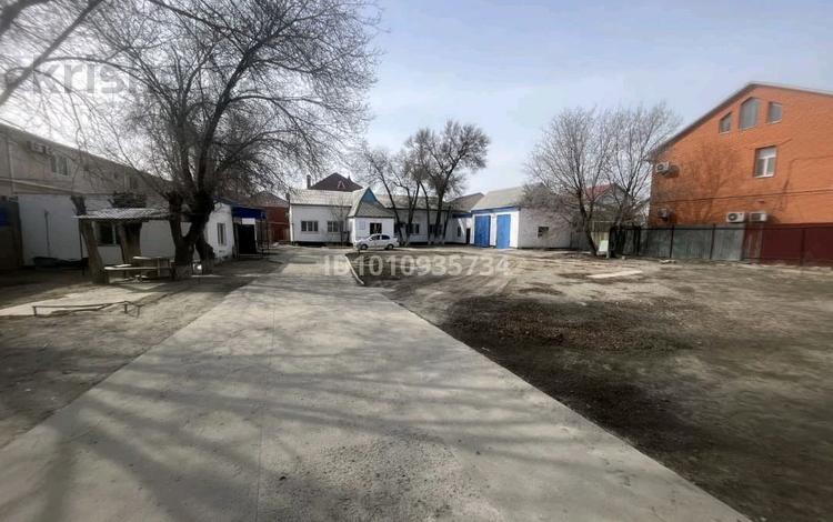 Еркін · 356 м², бағасы: 1 000 ₸ в Атырау — фото 2