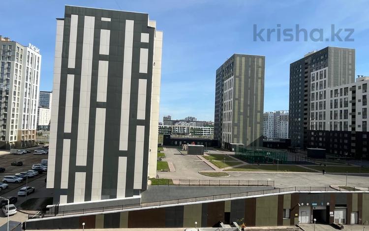 3-комнатная квартира · 93 м² · 5/10 этаж, Казыбек би 3, 3/1, 3/2 за 63 млн ₸ в Астане — фото 15