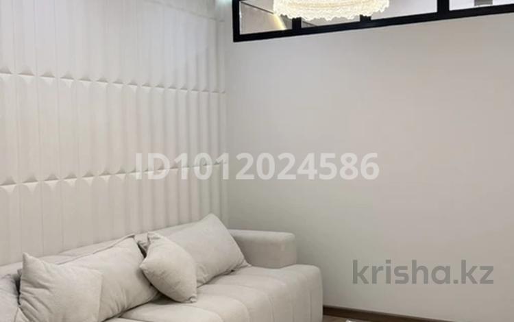 2-комнатная квартира · 57 м² · 6/9 этаж, мкр. Шугыла 340/46к15 за 38.9 млн ₸ в Алматы, Наурызбайский р-н — фото 2