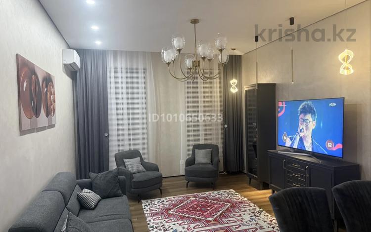 2-комнатная квартира · 60 м² · 1/4 этаж, мкр Ак Шагала 10/1 за 350 000 ₸ в Атырау — фото 2
