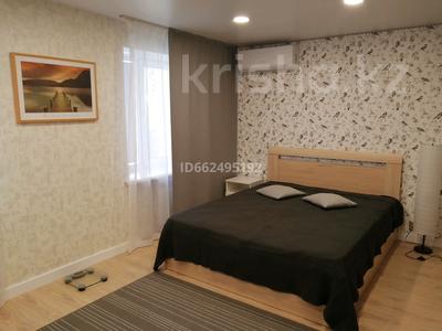 2-комнатная квартира · 60 м² · 6/9 этаж, Стрелка Набережная им.Славского 54 за 400 000 〒 в Усть-Каменогорске