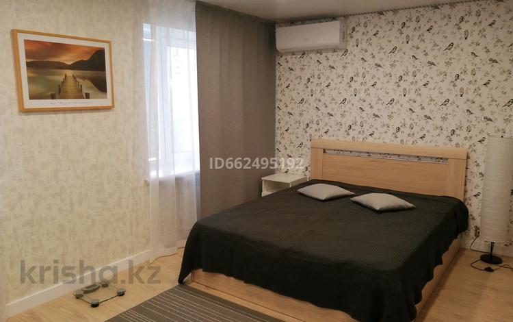 2-бөлмелі пәтер · 60 м² · 6/9 қабат, Стрелка Набережная им.Славского 54, бағасы: 400 000 ₸ в Усть-Каменогорске — фото 7