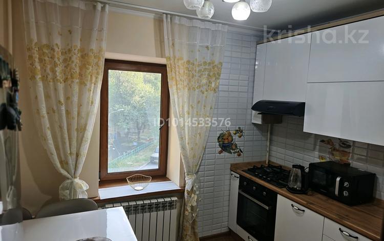 1-комнатная квартира · 40 м² · 3/5 этаж, мкр №3 36б — Абая-Между Алтынсарина и Саина за 280 000 ₸ в Алматы, Ауэзовский р-н — фото 2