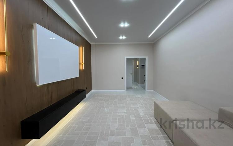 2-комнатная квартира · 76 м² · 2/5 этаж, мкр. Алтын орда, Саздинское лестничество 228 за 35 млн ₸ в Актобе — фото 3