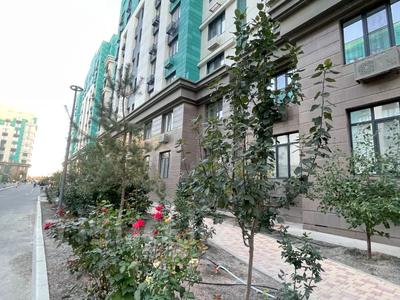 3-бөлмелі пәтер · 98 м² · 2/9 қабат, Нұрсая ш/а., Абулхайыр хана 74-5, бағасы: 53 млн ₸ в Атырау, мкр Нурсая