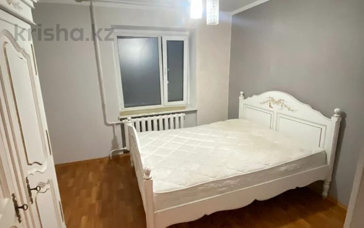 3-комнатная квартира, 71 м², 4/5 этаж помесячно, Абылайхана 6/4 — ЕНУ, Гульжан, Встреча