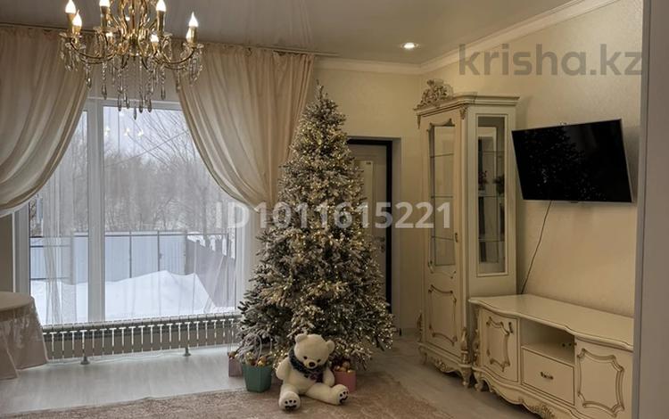 Үйдің бір бөлігі · 3 бөлме · 108 м² · 2 жүзд., Яблоневая 2 кВ 2 Жером, бағасы: 37 млн ₸ в Уральске — фото 2