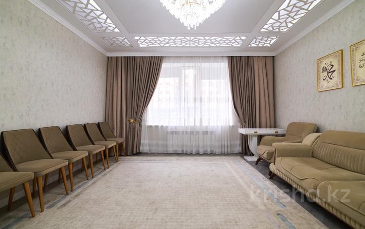 4-комнатная квартира · 118 м² · 1/9 этаж, Толе би 25 за 75 млн ₸ в Астане, Нура р-н — фото 36
