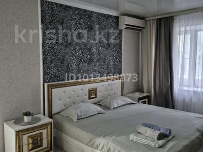 1-комнатная квартира · 33 м² · 4/5 этаж, Курмангазы 163 за 2 000 ₸ в Уральске, мкр Школьник