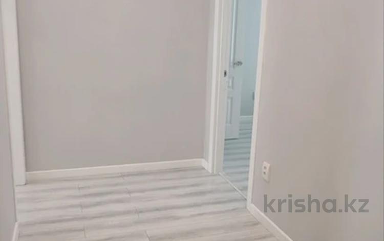 3-бөлмелі пәтер · 84.5 м² · 8/24 қабат, уалиханова 23/1, бағасы: 46 млн ₸ в Астане, р-н Байконур — фото 2