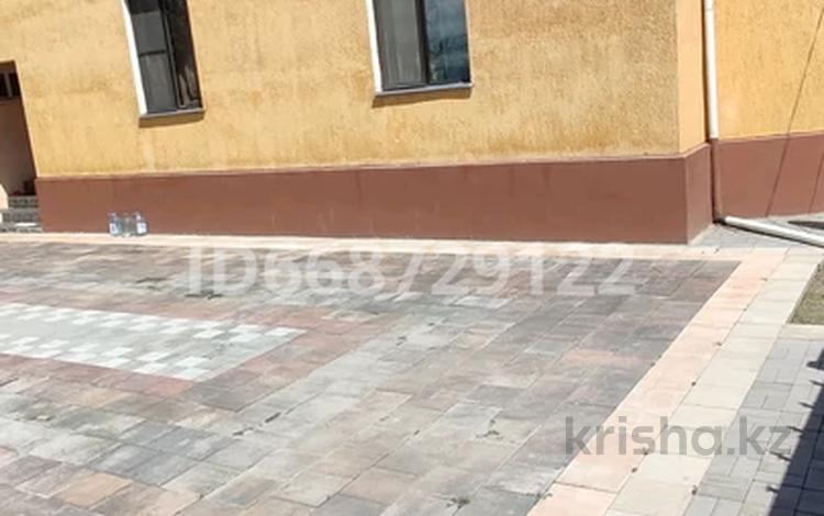 Отдельный дом · 7 комнат · 288 м² · 8 сот., Алаша 23 за 85 млн ₸ в Кемертогане — фото 88