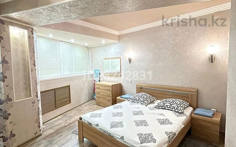 1-комнатная квартира · 34 м² · 2/5 этаж, Желтоксан 20 за 8 000 ₸ в Шымкенте, Абайский р-н — фото 54