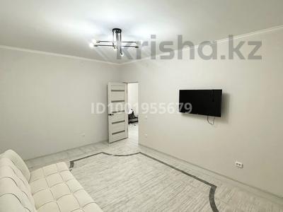 Аренда квартир в Шымкенте: 1-комнатная квартира · 45 м² · 2 этаж, мкр Туран , Мкр. Туран 3401/27 за 150 000 〒 1-комнатная квартира · 45 м² · 2 этаж, мкр Туран , Мкр. Туран 3401/27 за 150 000 〒 в Шымкенте, Каратауский р-н