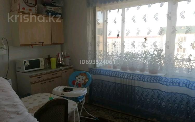 1-комнатная квартира · 52 м² · 9/9 этаж, мкр. Алмагуль, Алмагуль — Возле ТД Бакдаулет за 150 000 〒 в Атырау — фото 2