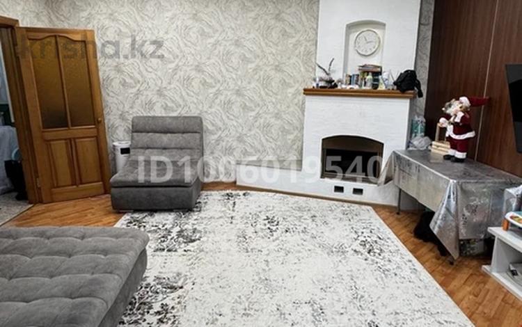 Отдельный дом · 4 комнаты · 190 м² · 7 сот., Зелёная 16 за 43 млн 〒 в Павлодаре — фото 2