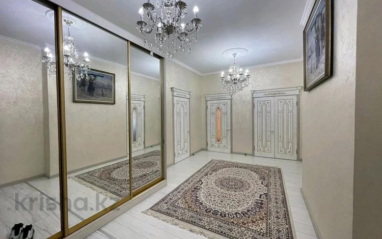 3-бөлмелі пәтер · 120 м² · 4/4 қабат, Казахстанская 127, бағасы: 55 млн ₸ в Талдыкоргане — фото 2