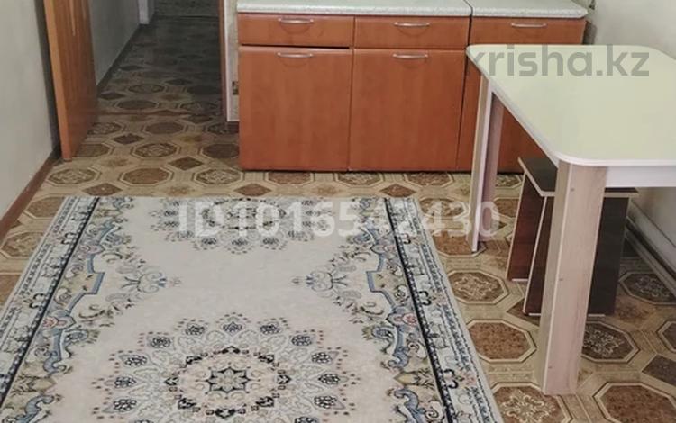 3-комнатная квартира · 70 м² · 4/5 этаж, Мкрн Акмешит 20 за 120 000 ₸ в  — фото 2