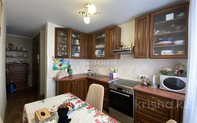 4-комнатная квартира · 92 м² · 6/9 этаж, 8 мкр 63 — Школа #17 за 26 млн ₸ в Темиртау — фото 16