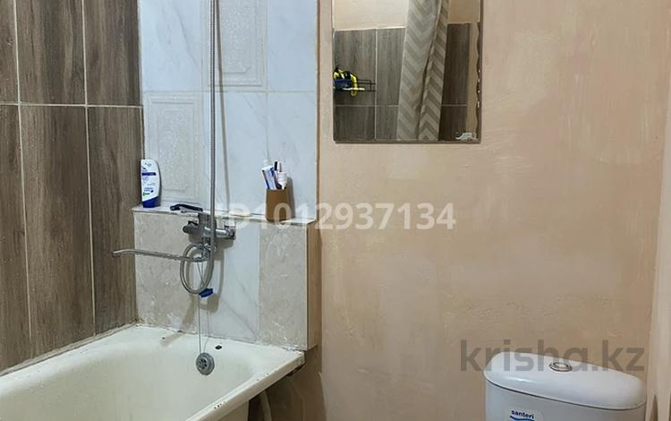 1-комнатная квартира · 26 м² · 3/5 этаж, жумалиева 80 за 13 млн ₸ в Алматы, Алмалинский р-н — фото 2