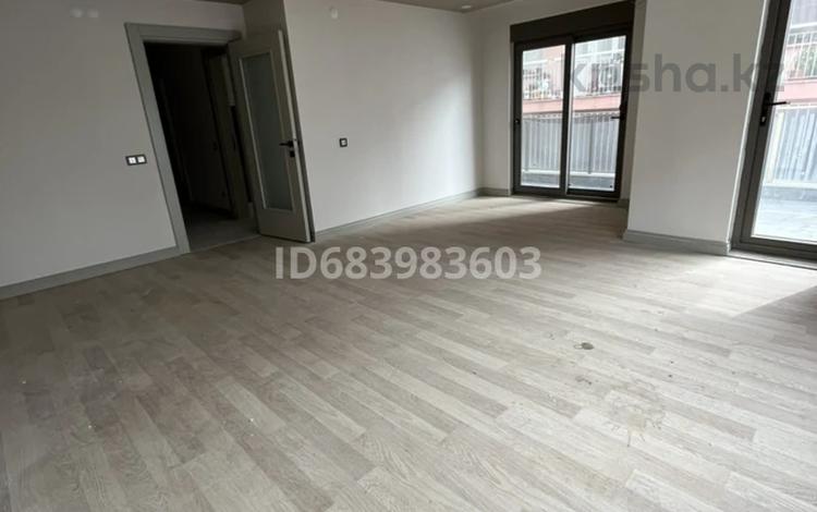 3-бөлмелі пәтер · 100 м² · 3/5 қабат, 96 sokak — Муратпаша махаллеси, бағасы: 65 млн 〒 в Анталье — фото 122