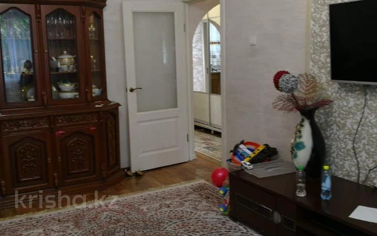 2-комнатная квартира, 45 м², 3/5 этаж, мкр Казахфильм за 31.5 млн 〒 в Алматы, Бостандыкский р-н — фото 2