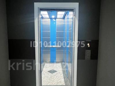 3-комнатная квартира · 77.8 м² · 5/7 этаж, Маметова 95 за 48 млн 〒 в Уральске, мкр Школьник