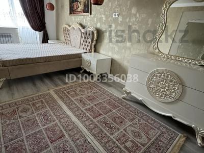 3-комнатная квартира · 110 м² · 9/9 этаж, мкр Нурсая, Таумуш Жумагалиев 15 за 300 000 〒 в Атырау