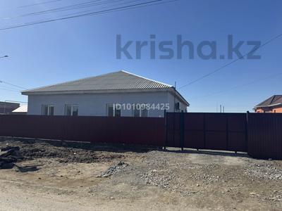 Отдельный дом · 4 комнаты · 139.4 м² · 174.4 сот., мкр Жулдыз-2, Урыс Хан за 25 млн ₸ в Атырау