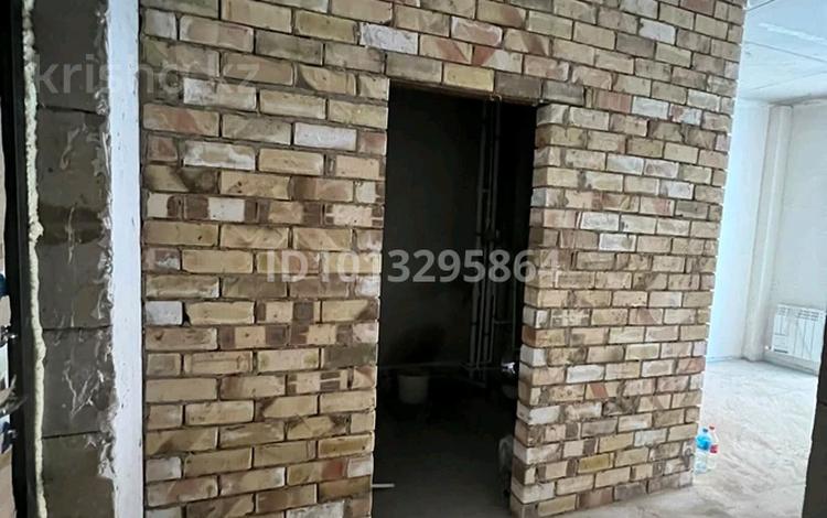 2-комнатная квартира · 63 м² · 2/17 этаж, мкр Городской Аэропорт, Букетова 3 — Мэтро за 28 млн ₸ в Караганде, Казыбек би р-н — фото 2