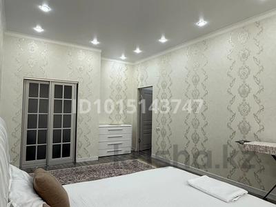 2-бөлмелі пәтер · 80 м² · 13/16 қабат, 17-ш/а. 23, бағасы: 15 000 ₸ в Актау, 17-й мкр