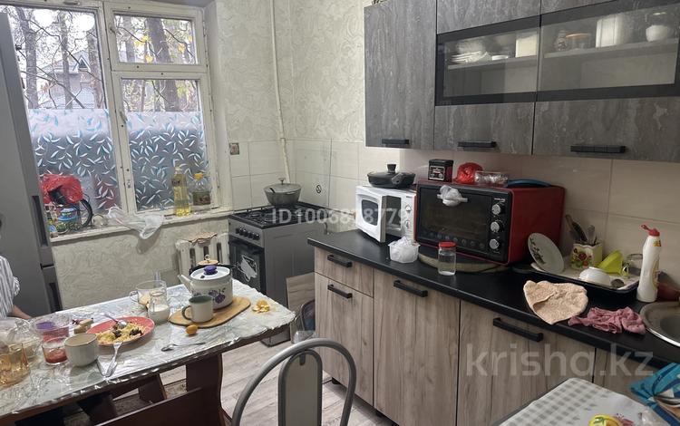 3-бөлмелі пәтер · 60 м² · 1/5 қабат, мкр Акбулак, Талас 6 — Лермонтова.Сейфулина, бағасы: 17.5 млн ₸ в Таразе — фото 2