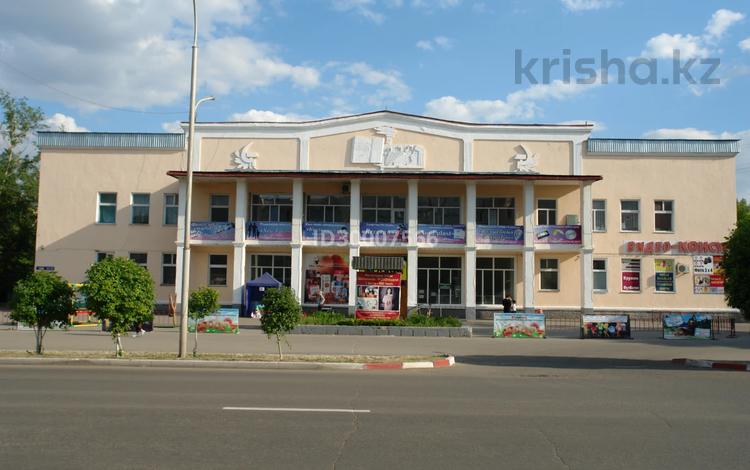 Свободное назначение, офисы, магазины и бутики • 1567 м² за 250 млн 〒 в Кокшетау — фото 11