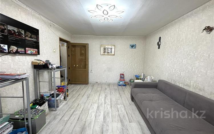 3-комнатная квартира · 67.4 м² · 4/5 этаж, мкр Михайловка , Касыма Аманжолова 12/2 за 33 млн 〒 в Караганде, Казыбек би р-н — фото 2