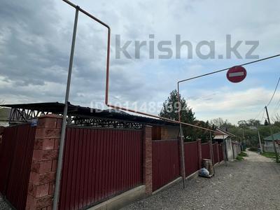 Отдельный дом · 3 комнаты · 100 м² · 6 сот., Жибек жолы 70а — На улице за ~ 30 млн ₸ в 